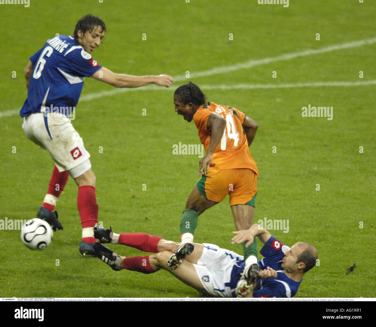 Sport, football, world championships, Cote d'Ivoire versus Serbia & Montenegro, (3:2), Munich, 21.6.2006, Additional-Rights-Clearance-Info-Not-Available Stock Photo