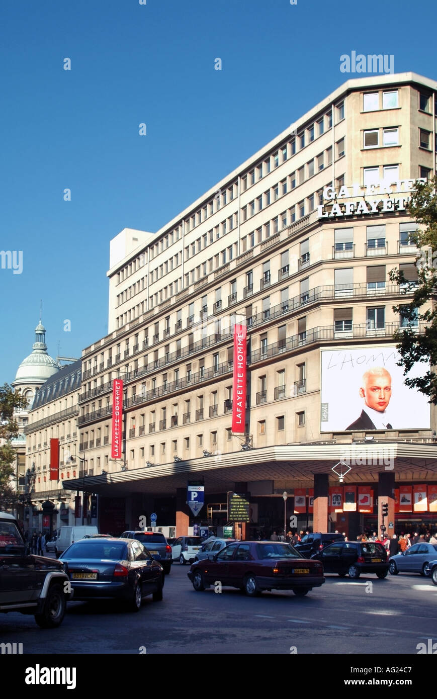 Boulevard Haussmann Exterior Galeries Lafayette department store