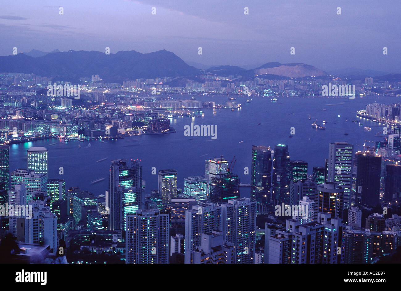Hong kong peak 1988 hi-res stock photography and images - Alamy