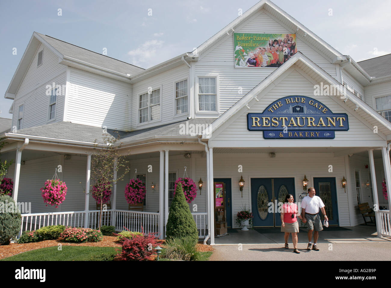 Shipshewana Indiana,The Blue Gate Restaurant & Bakery,Amish dining