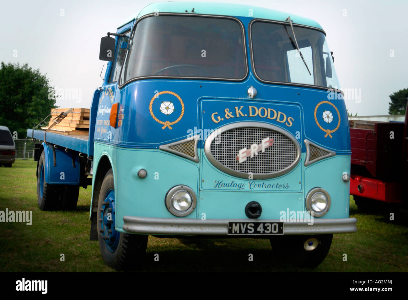 Erf lorry hi-res stock photography and images - Alamy