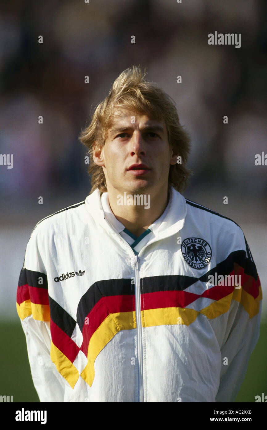 Klinsmann, Jürgen, * 30.7.1964, German athlete (soccer / football), portrait, 1988, Stock Photo