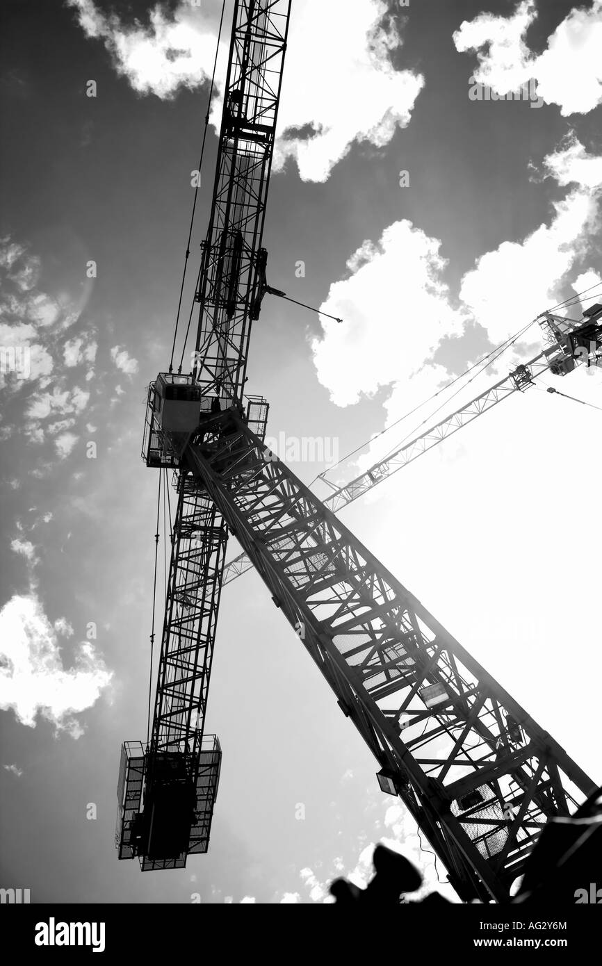 Building work crane Black and White Stock Photos & Images - Alamy