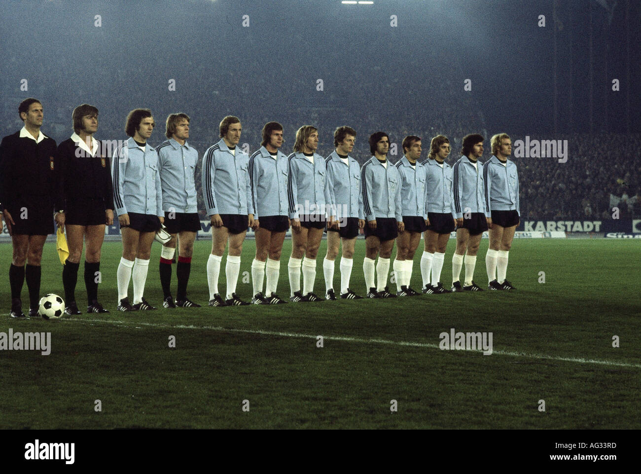 Sport, Sports, football / soccer, European championship, team photo Germany, Belgium, Franz Beckenbauer, Sepp Maier, Georg Schwarzenbeck, Jupp Heynckes, Herbert Wimmer. Günter Netzer, Gerd Müller, Horst-Dieter Höttges, Erwin Kremers, Paul Breitner, Uli Hoeneß, Gunter, Guenter, Mueller, Muller, Hoettges, Hottges, historic, historical, people, 1970s, 20th century, Stock Photo