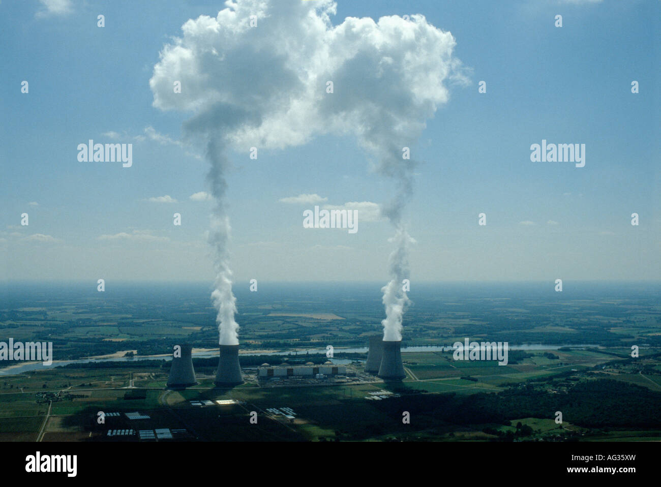 aerial view ,aerien,aerial,vue aerienne,Centrale nucléaire de Dampierre ...