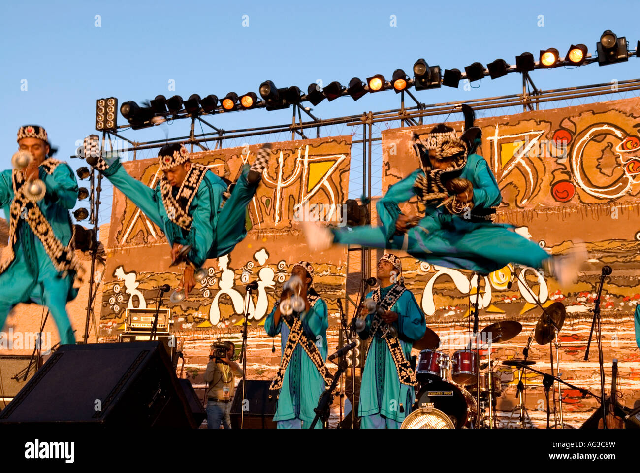 Gnawa performance in Essaouira at the gnawa festival Stock Photo Alamy
