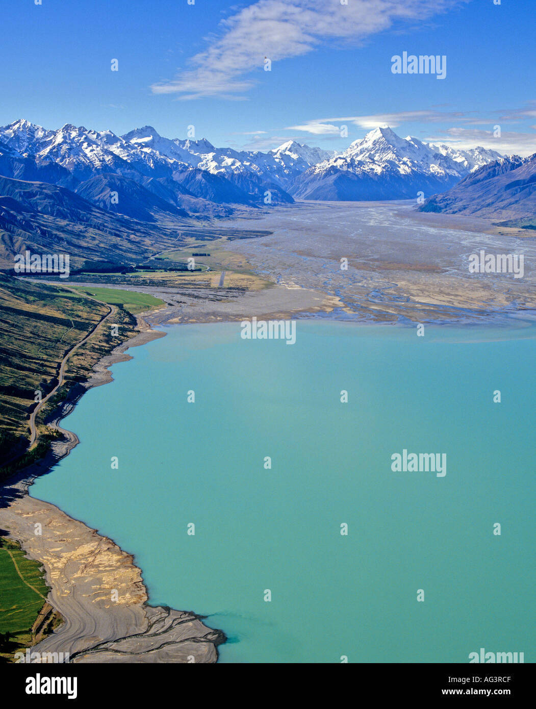 Aerial view lake pukaki hires stock photography and images Alamy