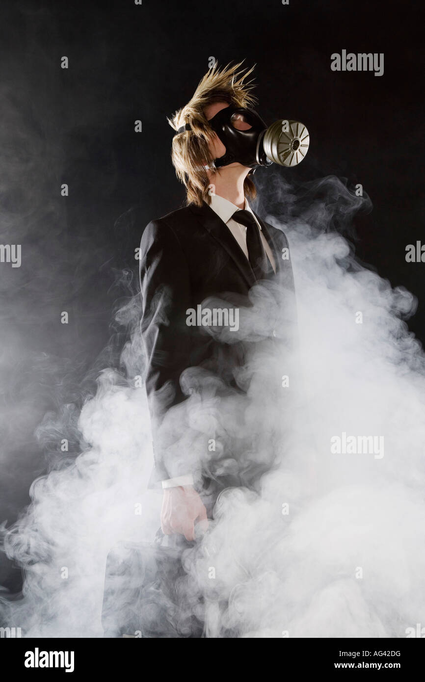 Man wearing respirator gas mask hi-res stock photography and images - Alamy