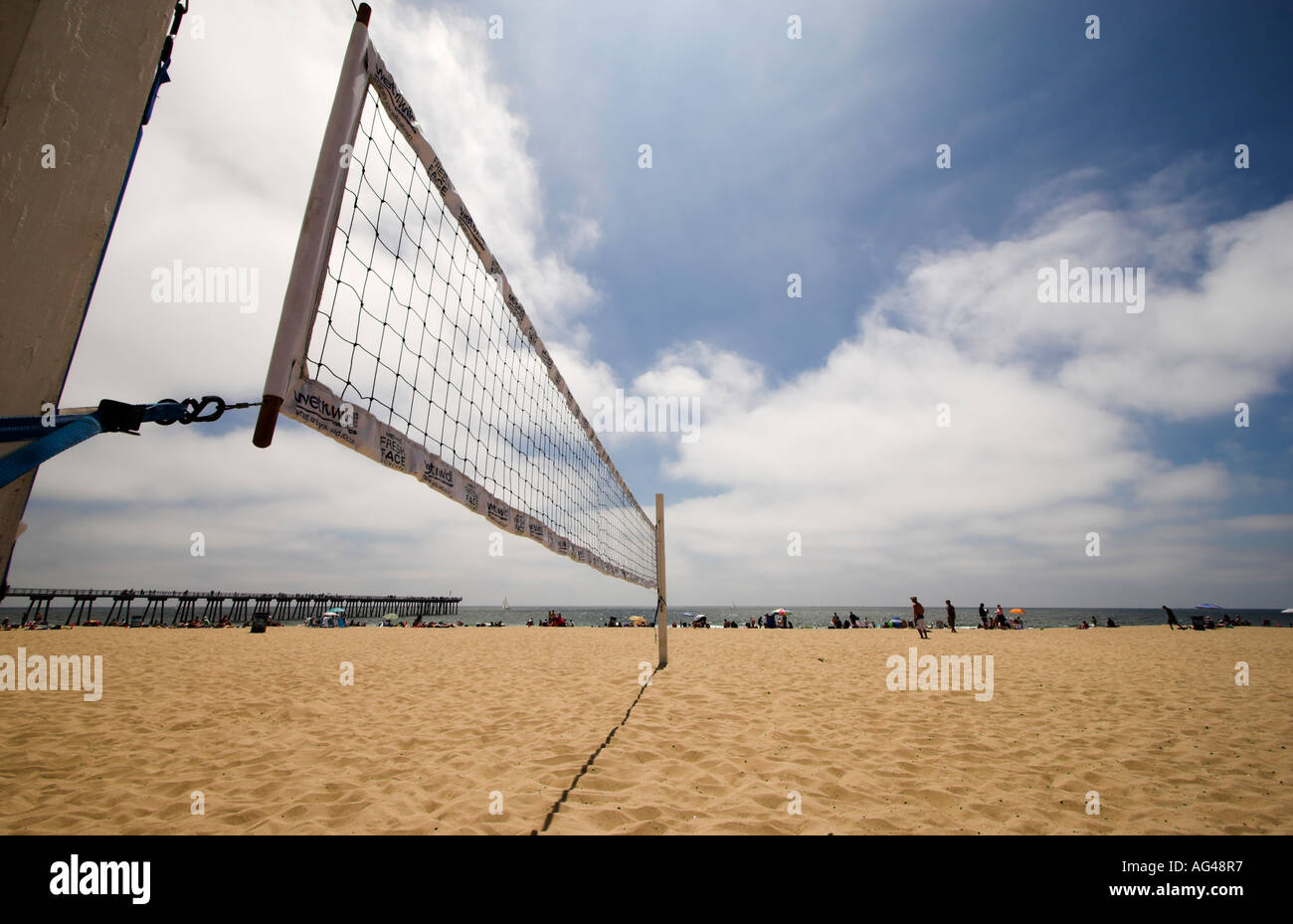 Volleyball net on Hermosa Beach, California, USA Stock Photo Alamy