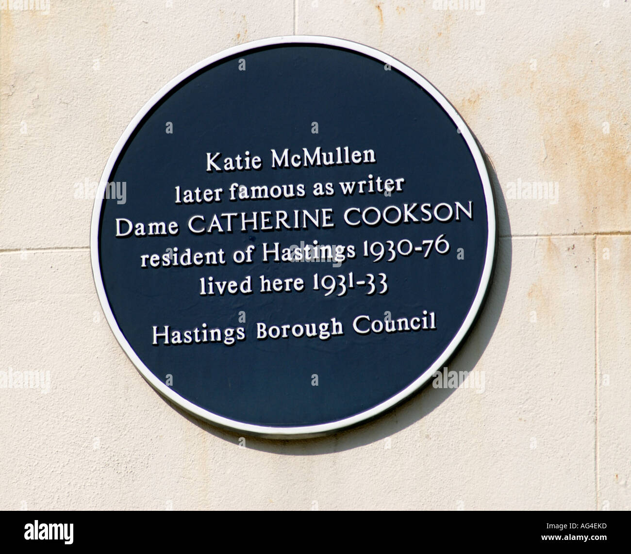 Blue Plaque on the house where Dame Catherine Cookson lived in Hastings Old Town east Sussex England Britain Uk Stock Photo