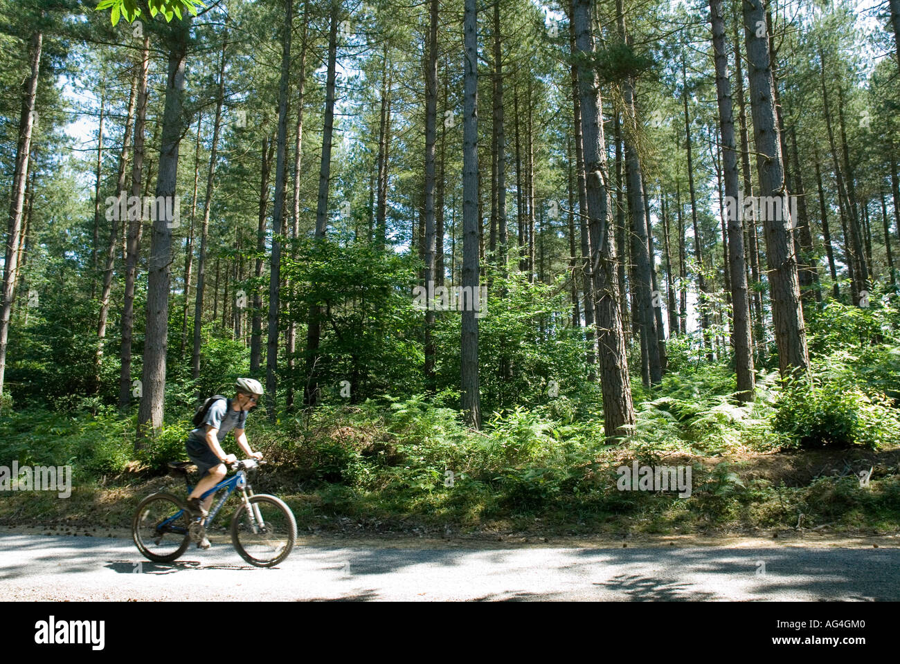 Off road cycle routes hires stock photography and images Alamy