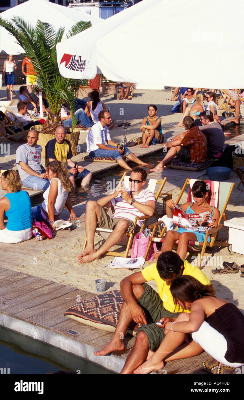 Germany Hamburg Young people sitting at the trendy City Beach Club in Altona Stock Photo