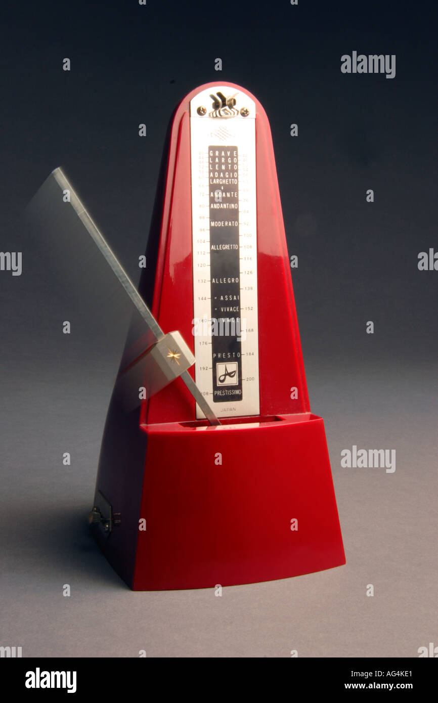 Swinging pendulum hires stock photography and images Alamy