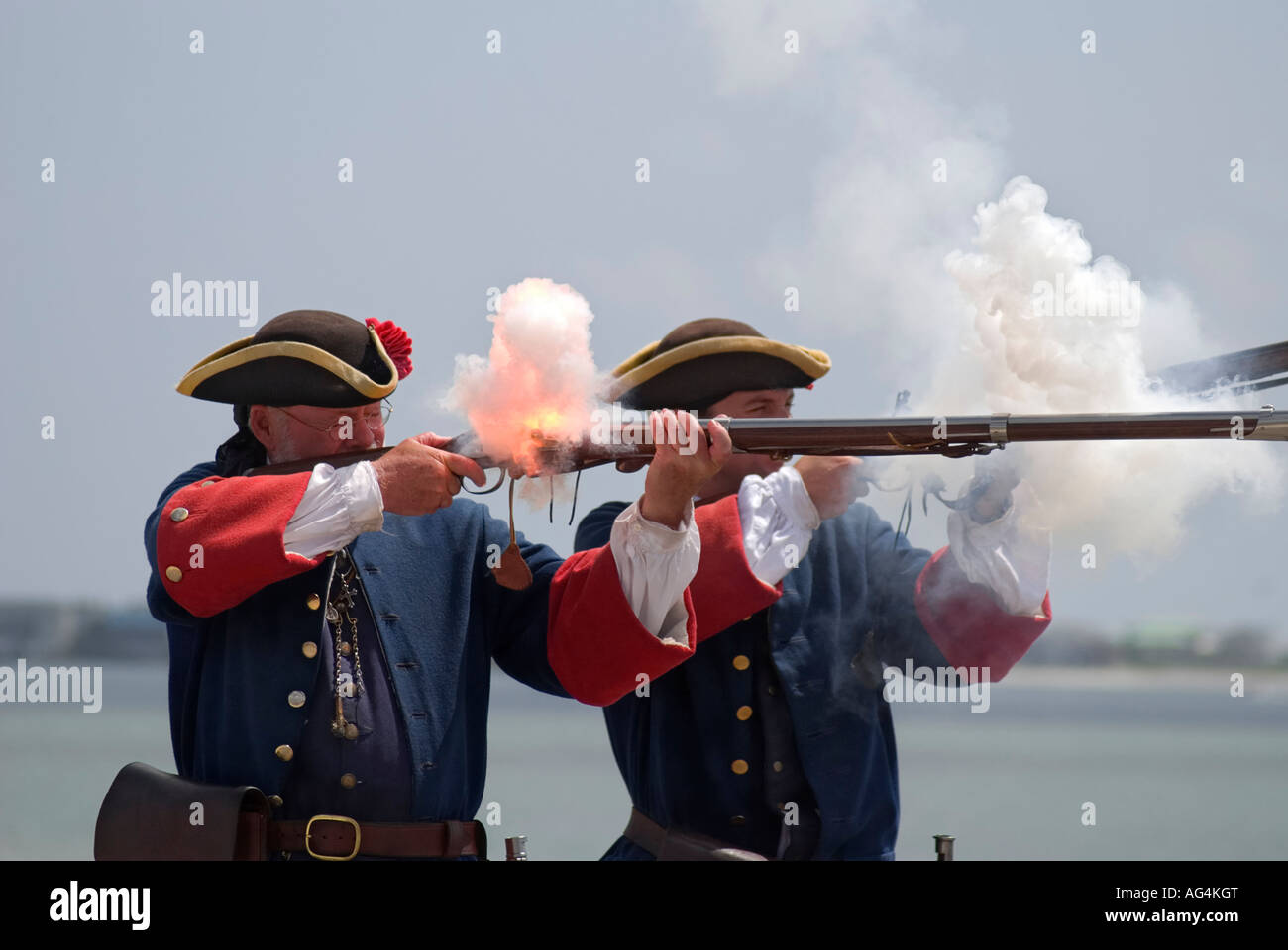 Flintlock firing hires stock photography and images Alamy