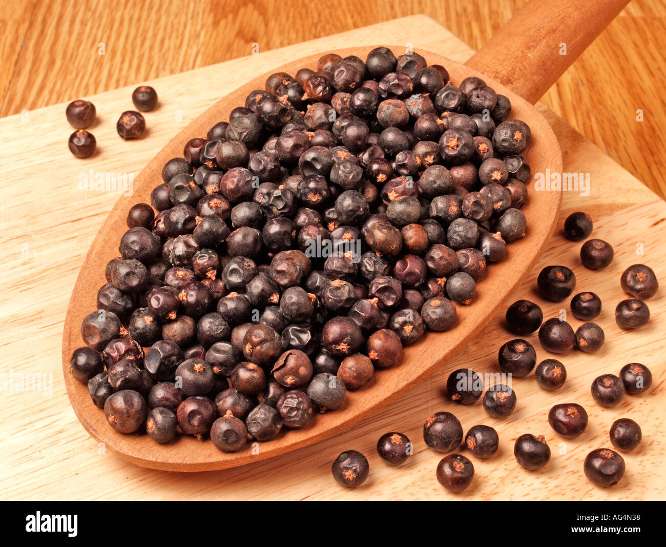 DRIED JUNIPER BERRIES Stock Photo Alamy