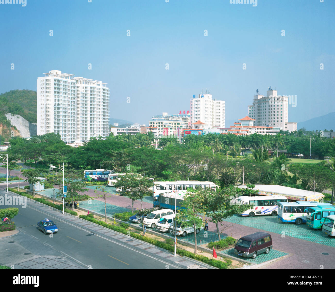 Resorts at Dadonghai, Sanya, China Stock Photo - Alamy