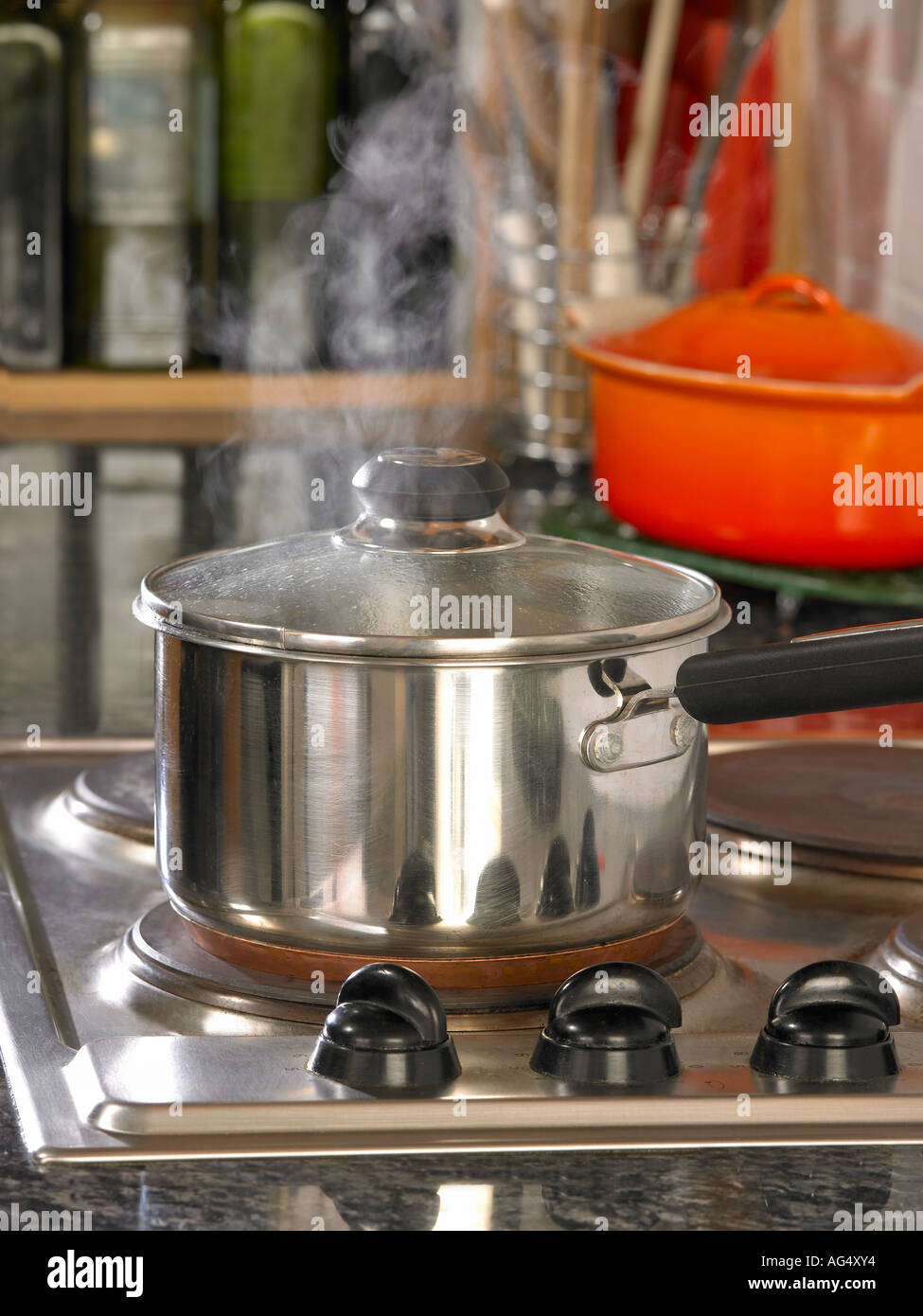 Pan hob hi-res stock photography and images - Alamy