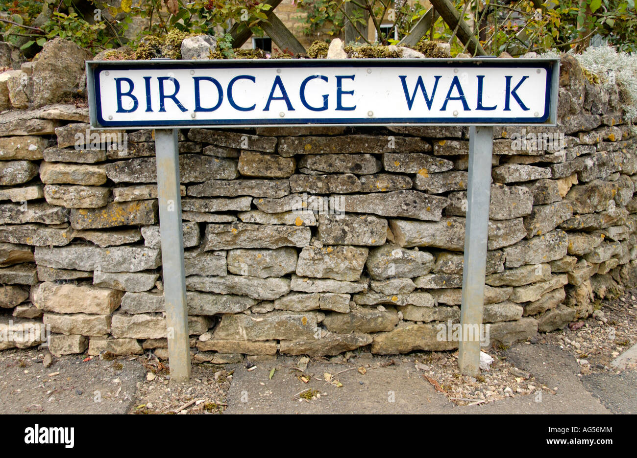 Birdcage walk sign hires stock photography and images Alamy