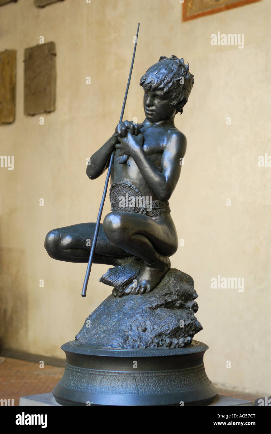 Fisher boy statue hi-res stock photography and images - Alamy