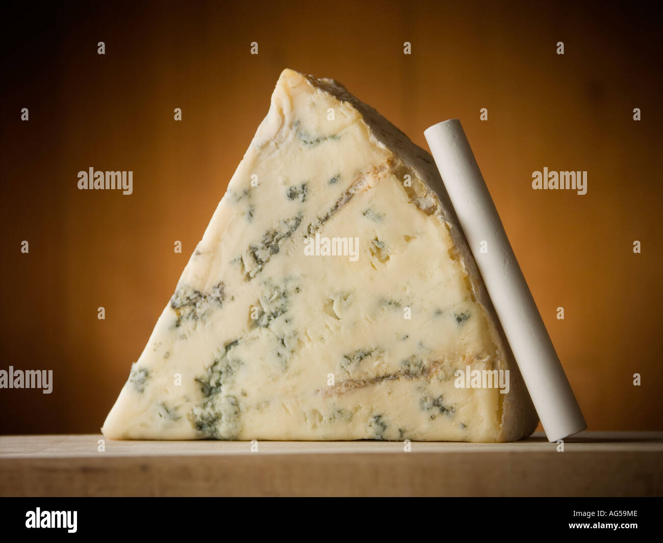 Chalk and cheese hires stock photography and images Alamy
