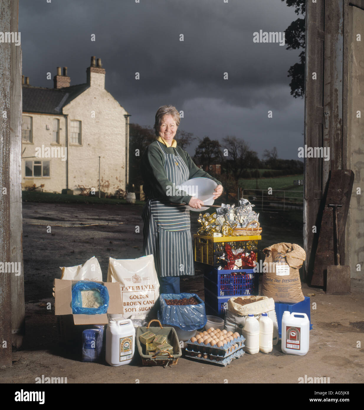 pudding maker Lea Darling with her ingredients for for famous puddings at Burtree farm   Darlington Stock Photo