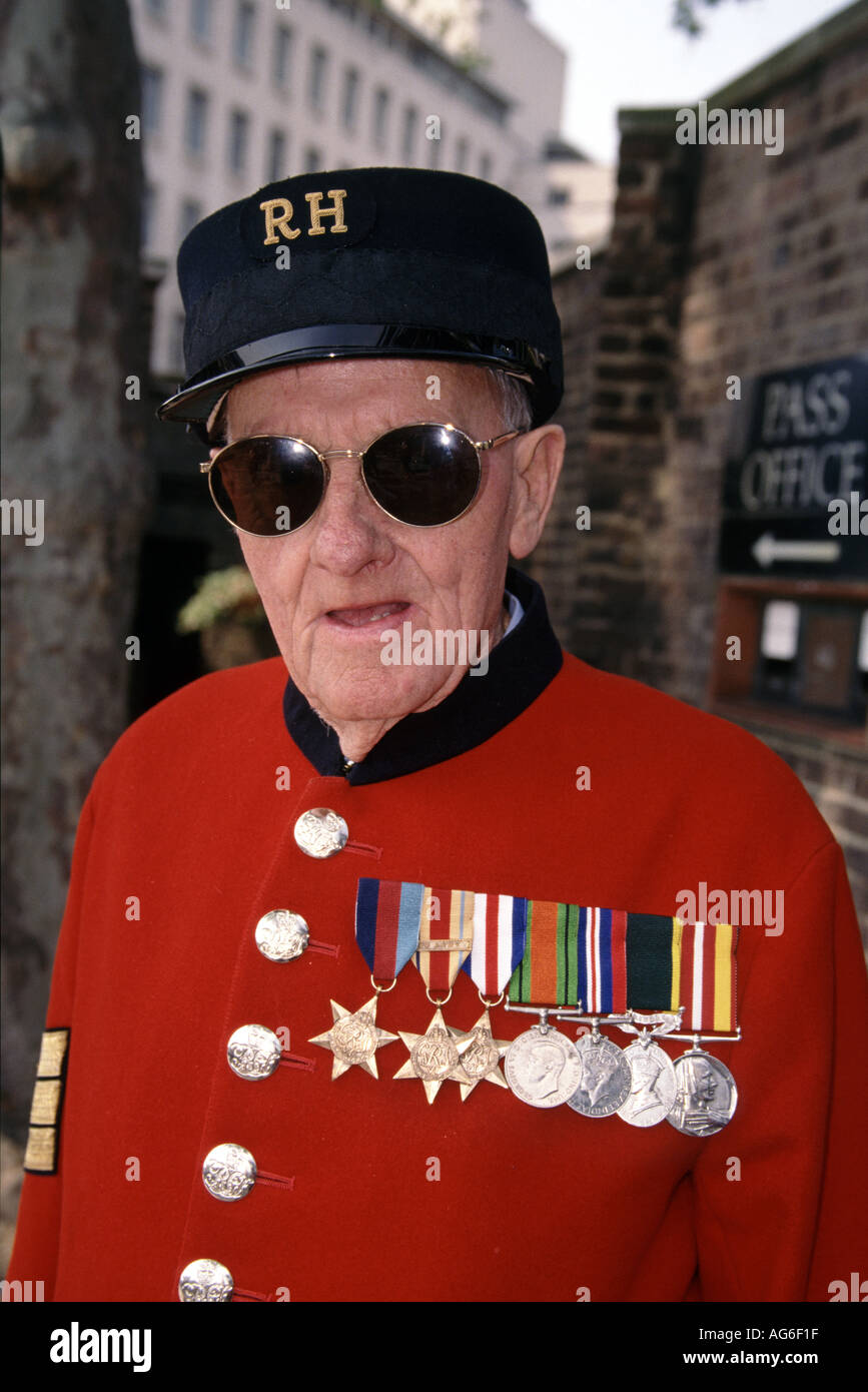 chelsea-pensioner-uniform-hi-res-stock-photography-and-images-alamy