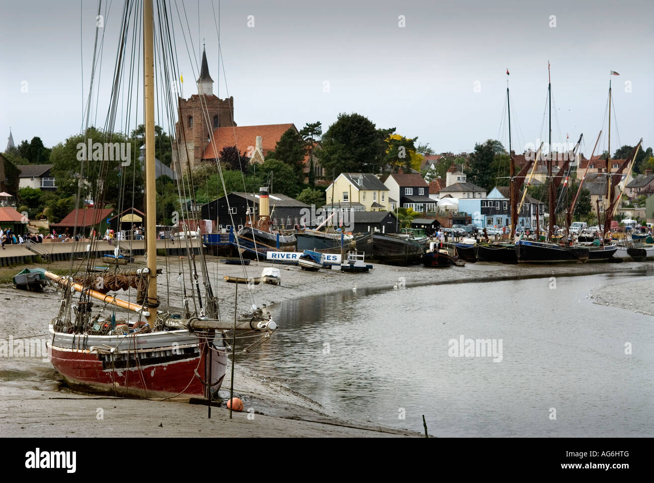 MALDON ESSEX ANCIENT FISHING PORT ON THE RIVER BLACKWATER ON THE EAST