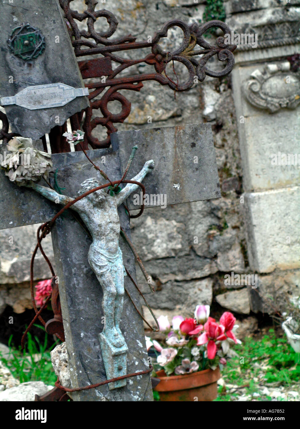 Jesus Is The Only Religious Leader Who Is Not In His Grave