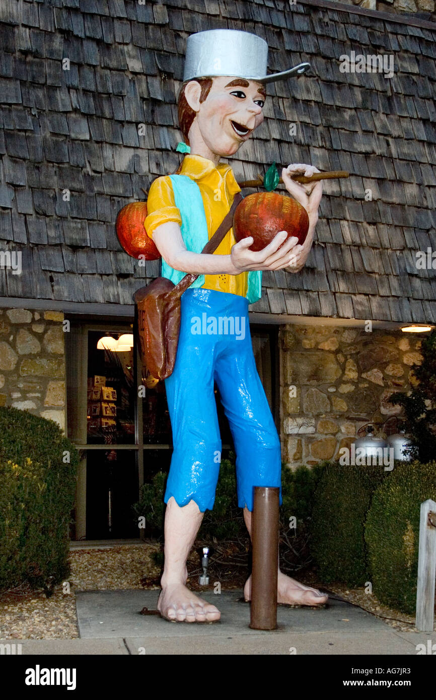 Giant Johnny Appleseed Statue at a restaurant in New Market Virginia