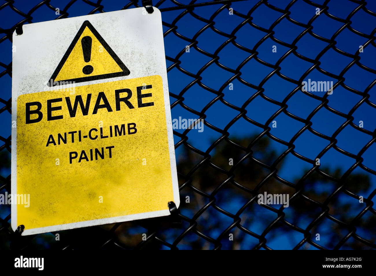 Anticlimb paint sign Stock Photo Alamy