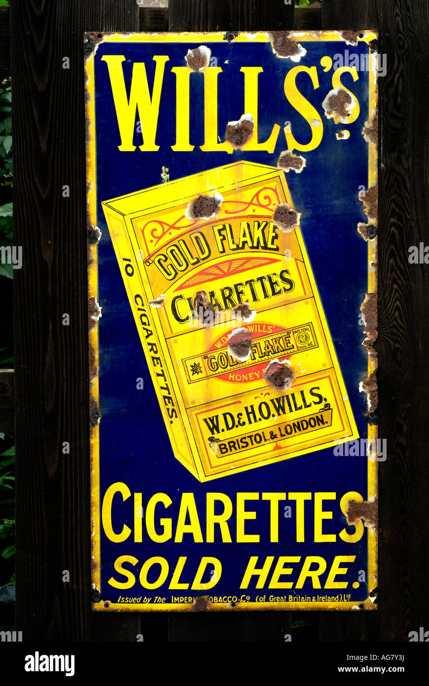 VINTAGE ADVERTISING ENAMEL METAL TIN SIGN WALL PLAQUE Quiet War Advert