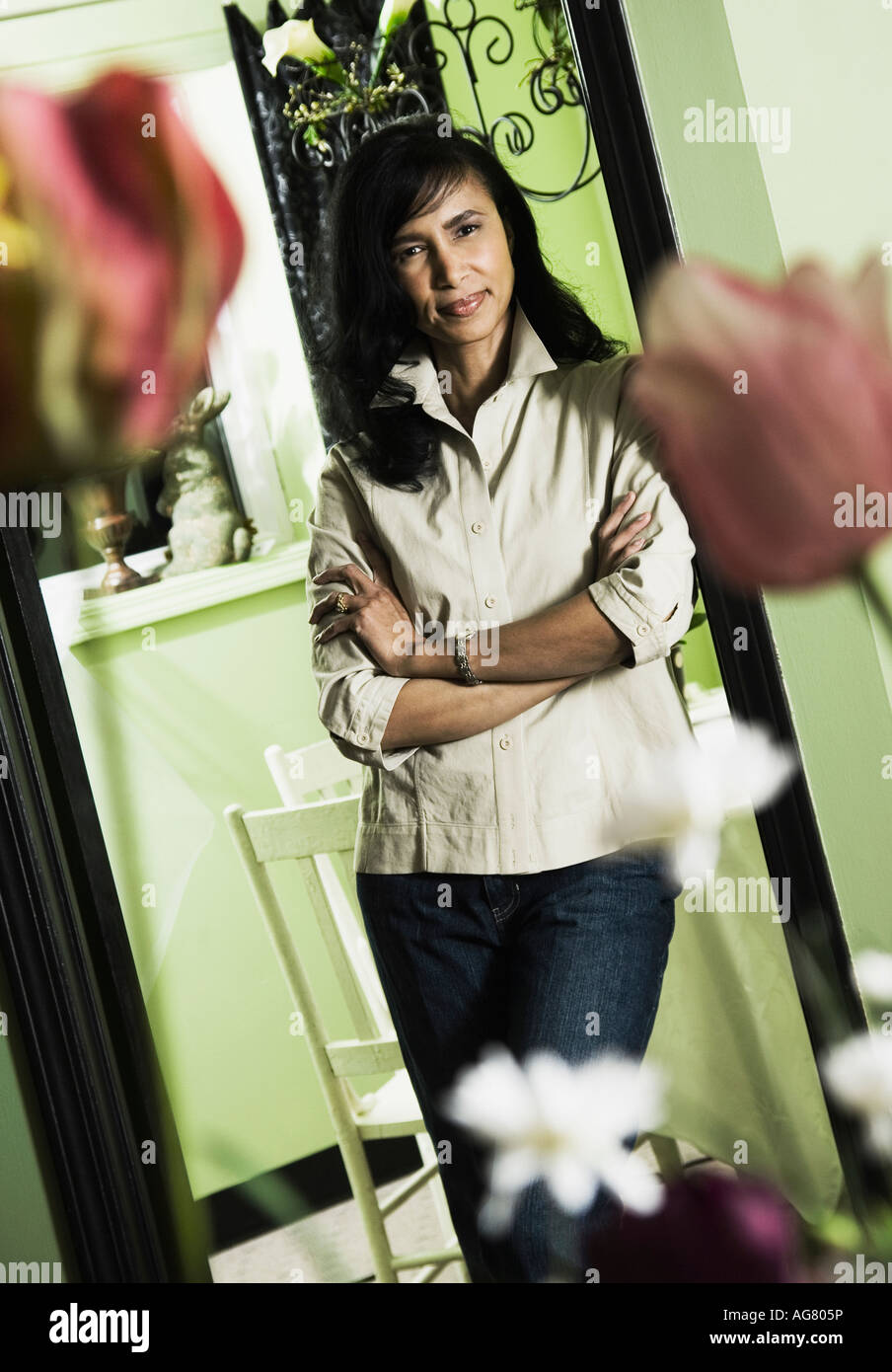 African American female floral shop owner Stock Photo Alamy