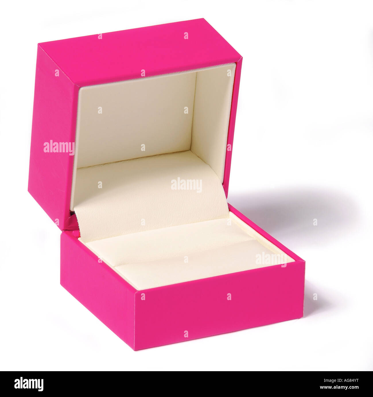 ring box pink