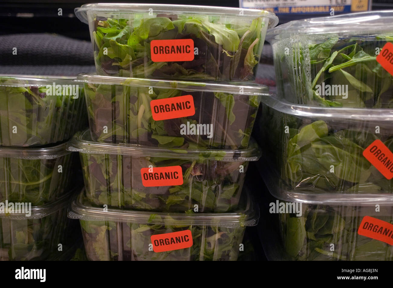 Organic mixed greens in a grocery store Stock Photo Alamy