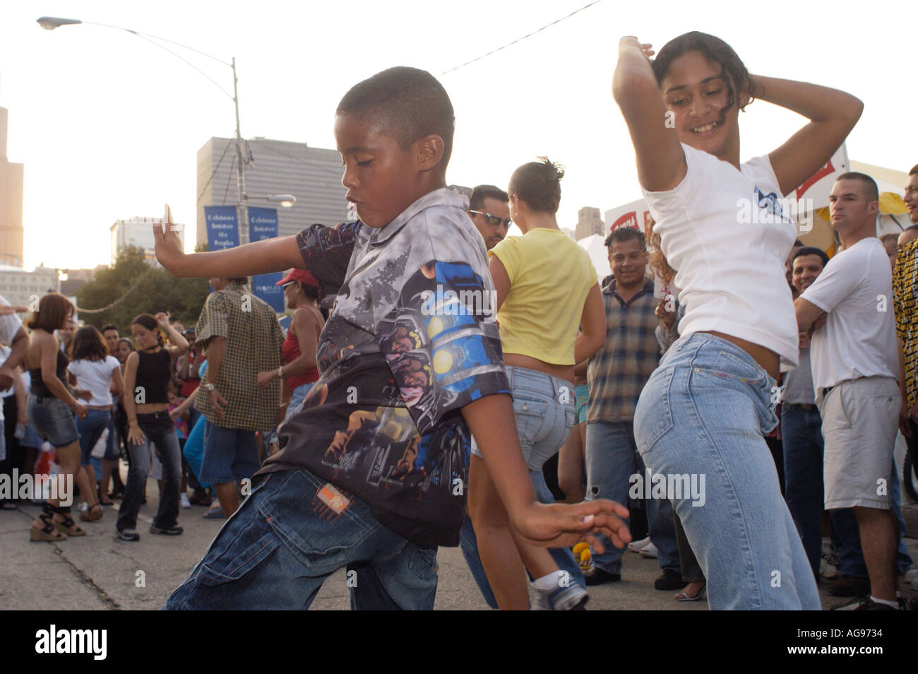 Teen salsa dancers dancing at the Latin Music Festival in Chicago Stock Photo