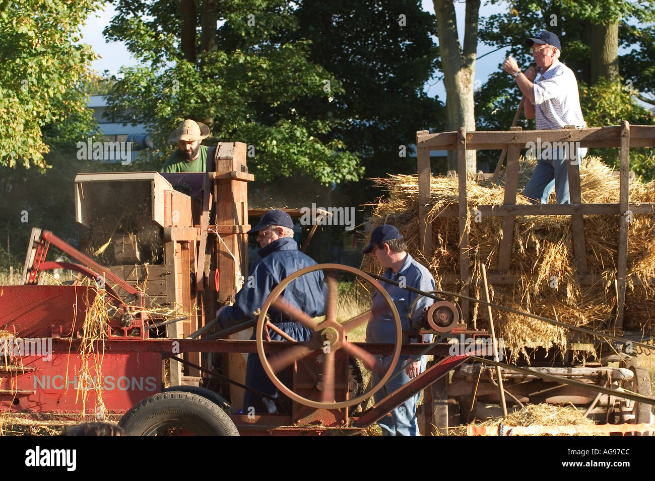 Men harvesting hay old farm hi-res stock photography and images - Alamy