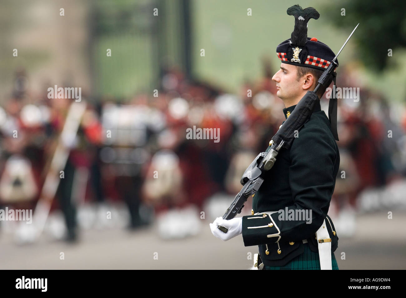 Royal Regiment of Scotland pipes and drums band at Holyroodhouse Palace, Edinburgh, Scotland Stock Photo