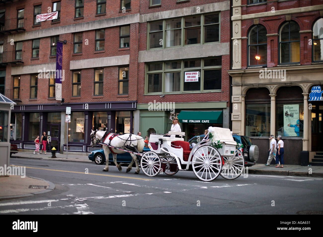 Boston horse carriage tour hi-res stock photography and images - Alamy