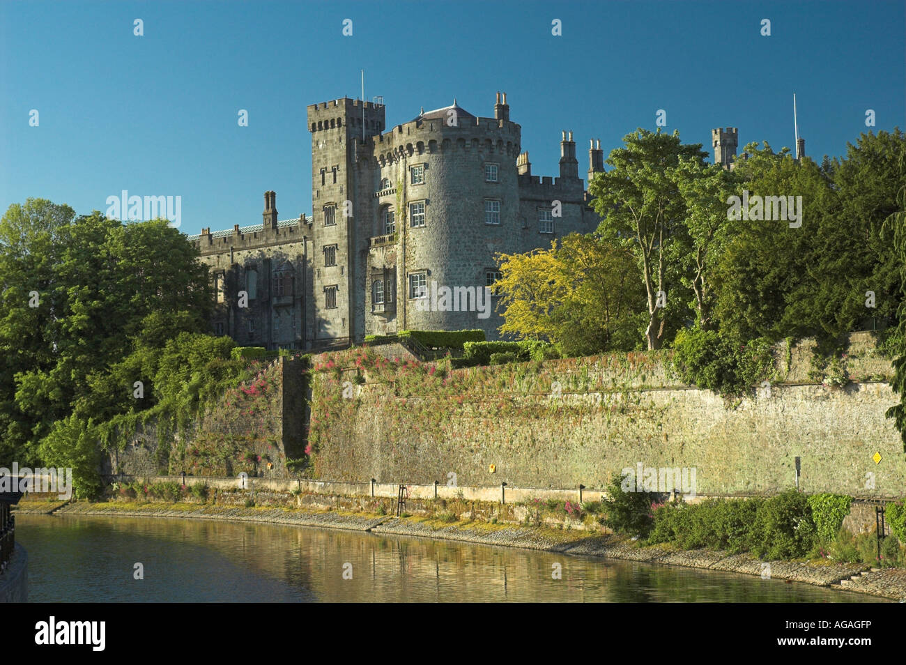 Kilkenny castle design hi-res stock photography and images - Alamy