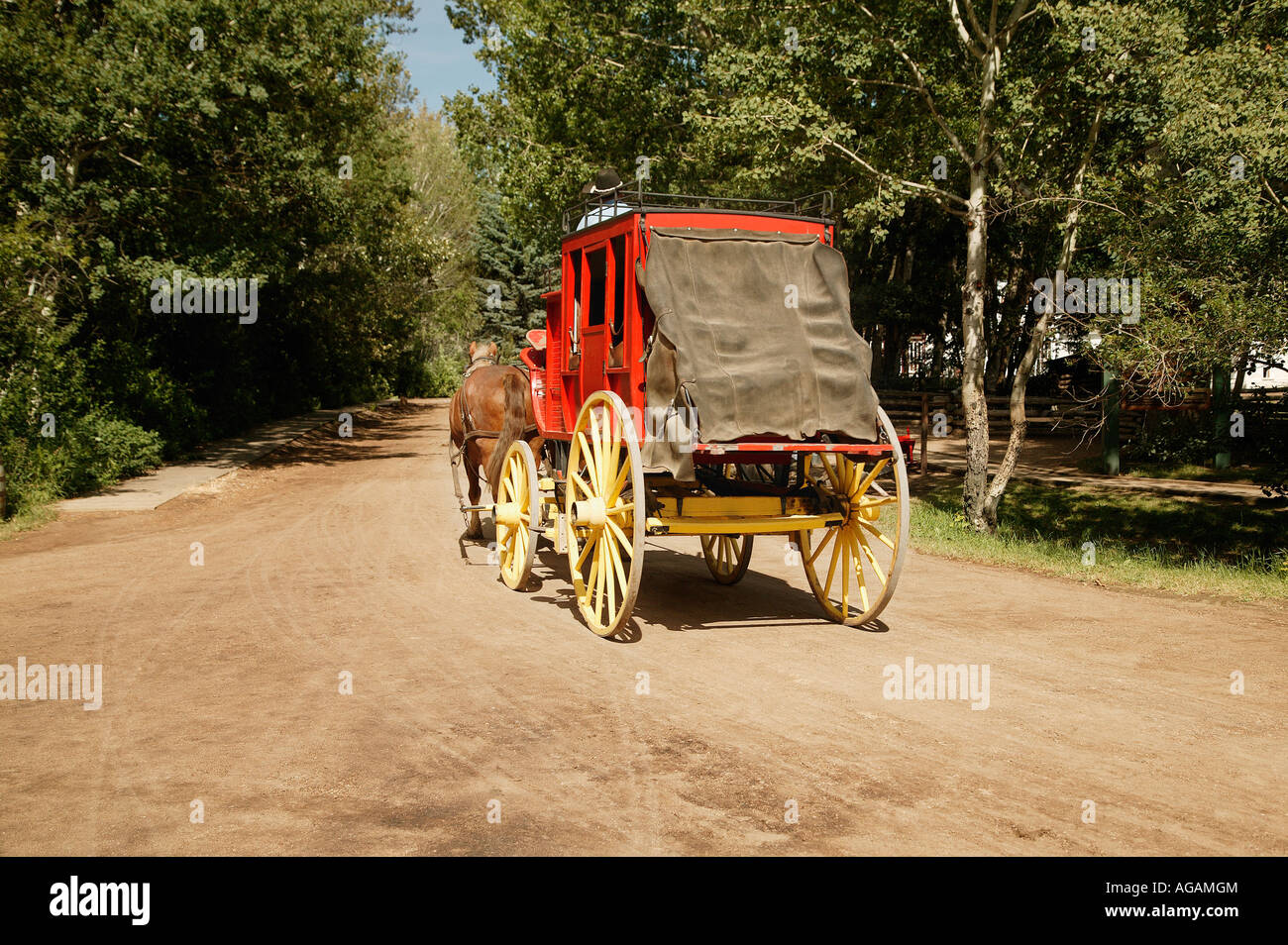 Equine Drawn Carriage High Resolution Stock Photography and Images - Alamy