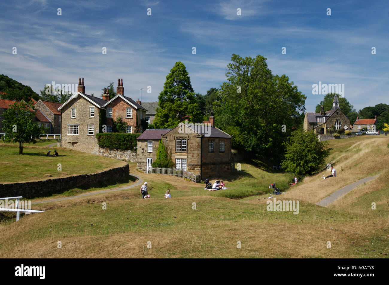 Hutton le hole bridge hi-res stock photography and images - Alamy