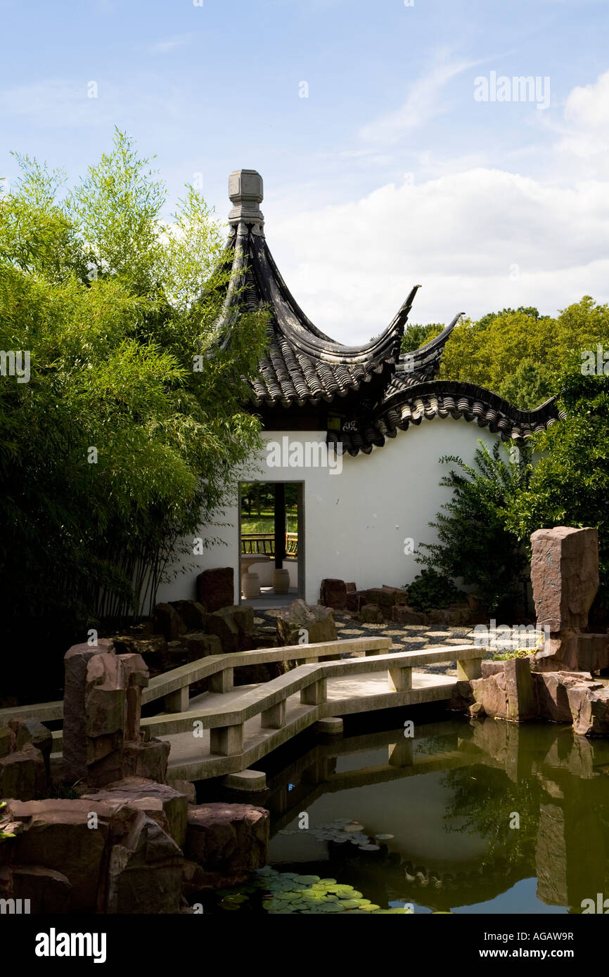 Chinese Scholar Garden Stock Photo 14151874 Alamy