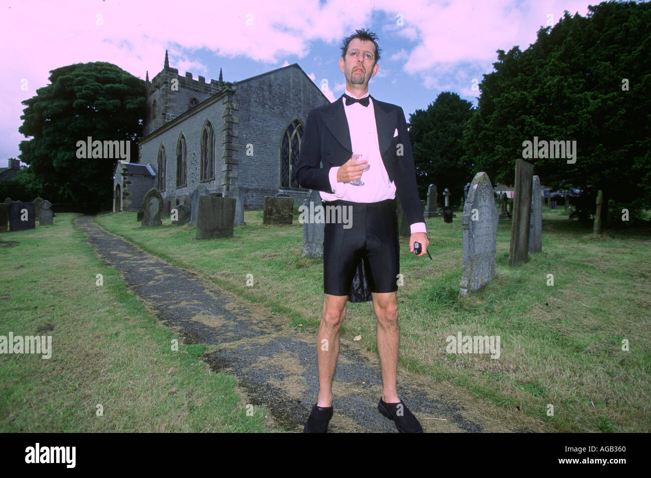 TOE WRESTLING COMPETITION DERBYSHIRE UK Stock Photo Alamy