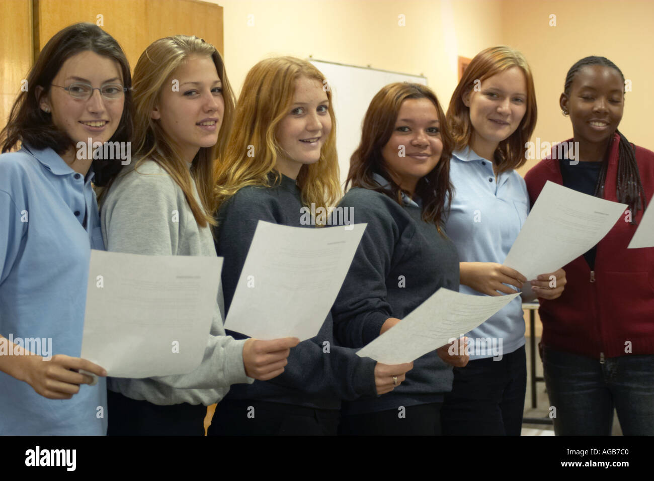 ondian girls school singing imagine dragons ondian girls school singing imagine dragons