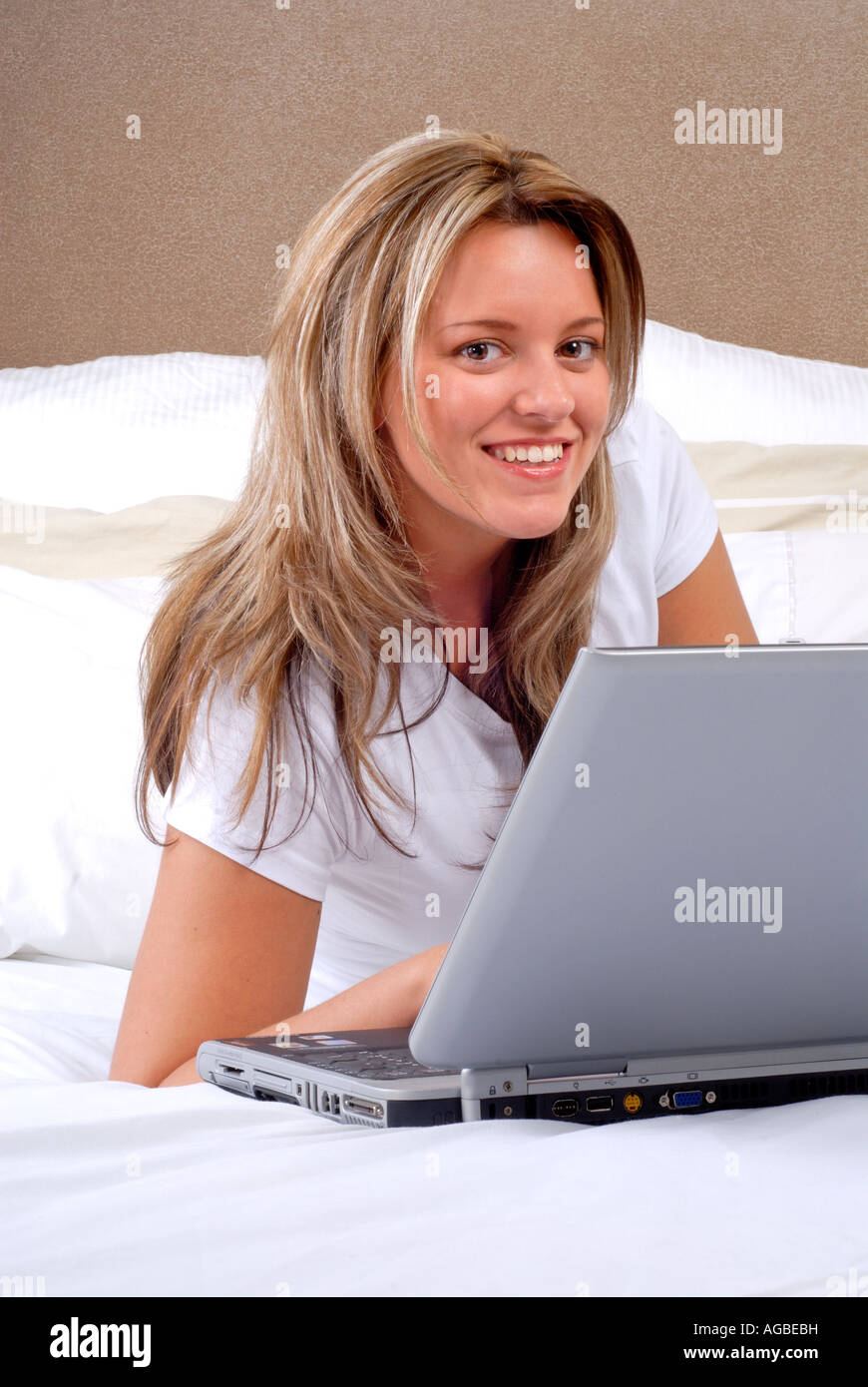 Young Naked Woman White Underwear Lying Bed Using Laptop Bedroom Stock  Photo by ©Nomadsoul1 220291260