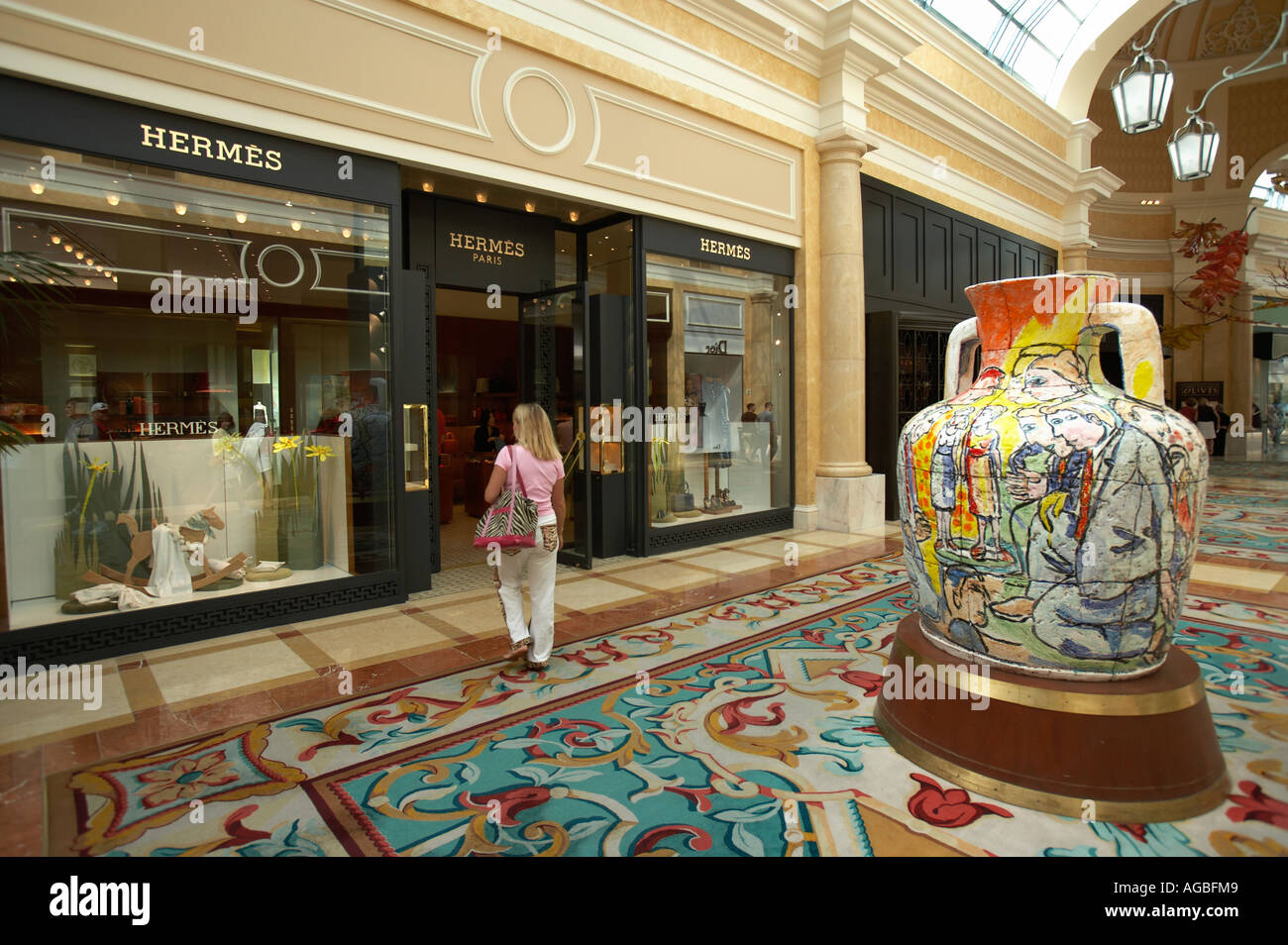 Las Vegas Shopping Stores - Bellagio Hotel & Casino