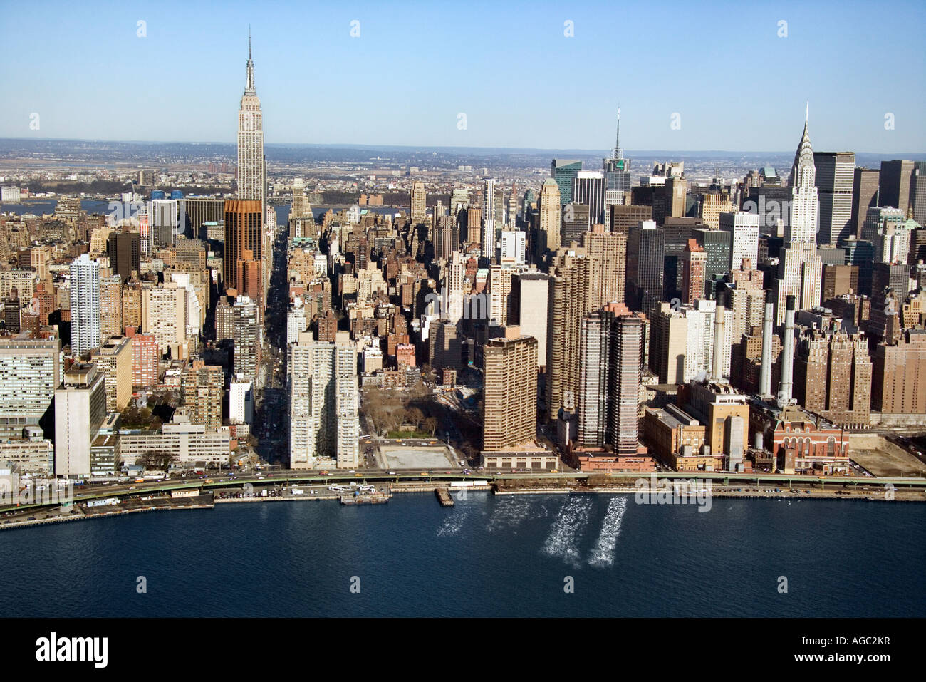 Aerial view of Manhattan and East River in New York City Stock Photo ...