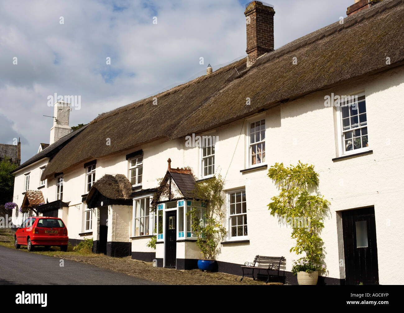 Thatched cottages at Chittlehampton, North Devon, England, UK Stock Photo Alamy