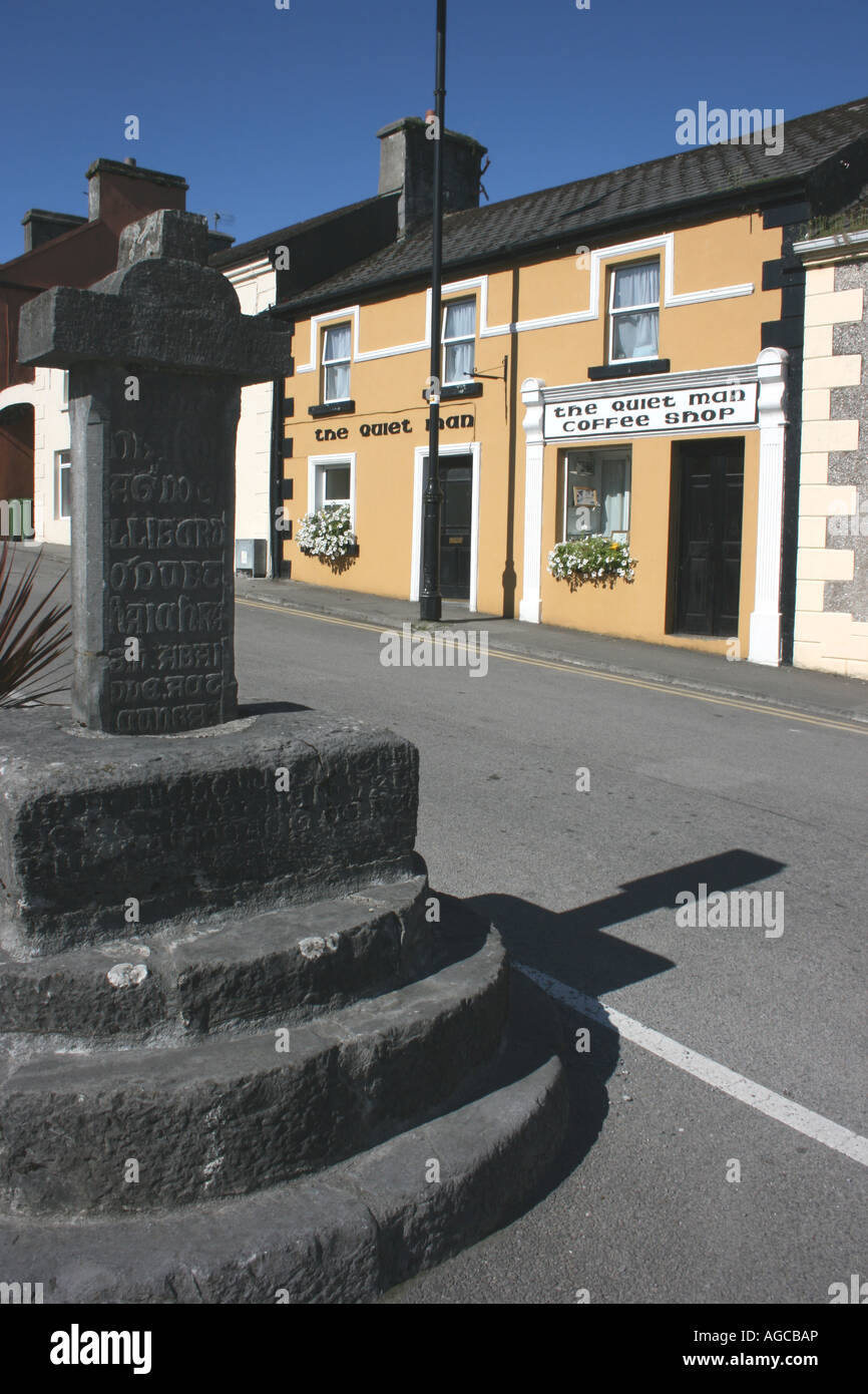 Cross in the Main Street in the village of Cong, County Mayo, Ireland Stock Photo
