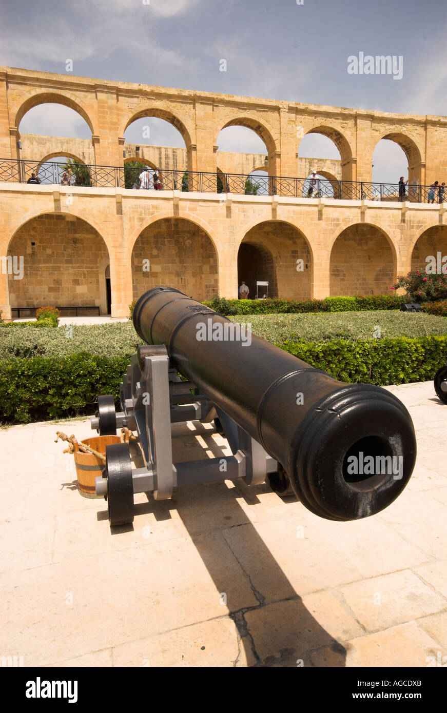 the saluting battery, valletta malta Stock Photo Alamy